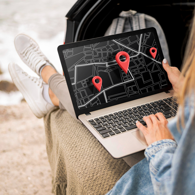 Conscidisti costs efficaciter cum a customizable GPS tracking system